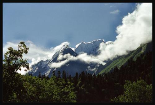 Интересные места в Домбае. Домбай - ульген, карачаево-черкесская республика, Россия.