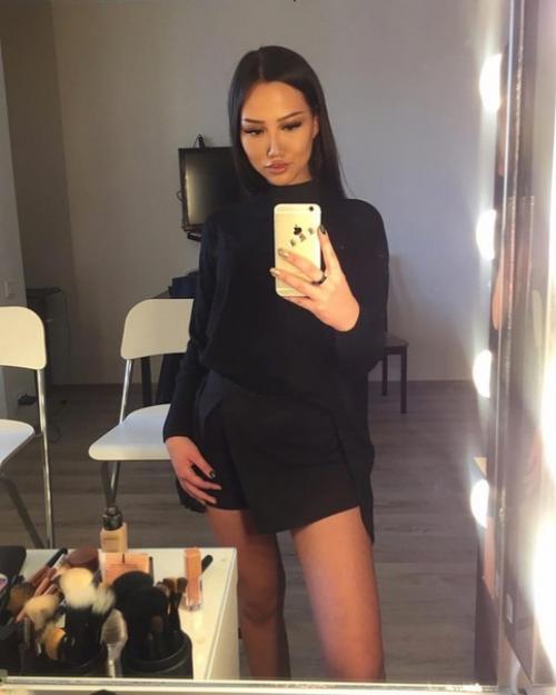 Юная учительница из Казахстана. 03