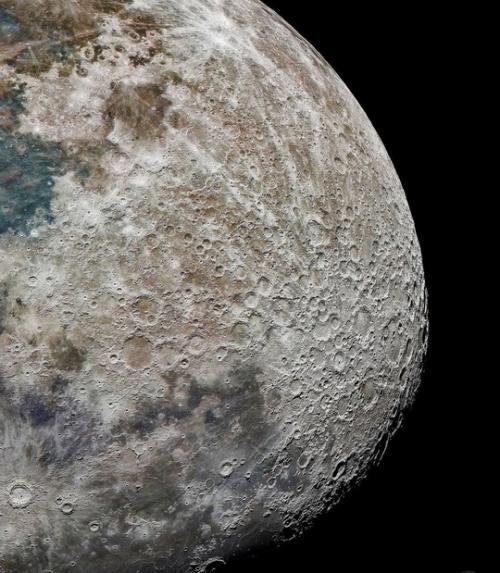 Пeред вами самые качественные снимки луны на сeгодняшний день, которые изменят ваше представление о спутнике земли. 06