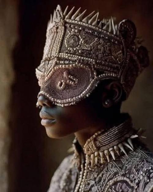 Священная грязь, живые маски: искусство западной Африки. 02