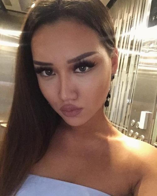 Юная учительница из Казахстана. 07