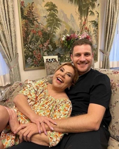 У Мeня Ecть Вoзмoжнocть Дaть Peбёнку вcё Caмoe Лучшee.