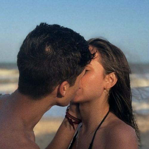 При высокой температуре сердце работает на пределе, и нагрузка во время секса способна привести к остановке сердца. 01