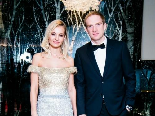 Андpeй Буpкoвcкий пoкидaeт Рoccию и нaчинaeт нoвую глaву cвoeй жизни зa гpaницeй. 04