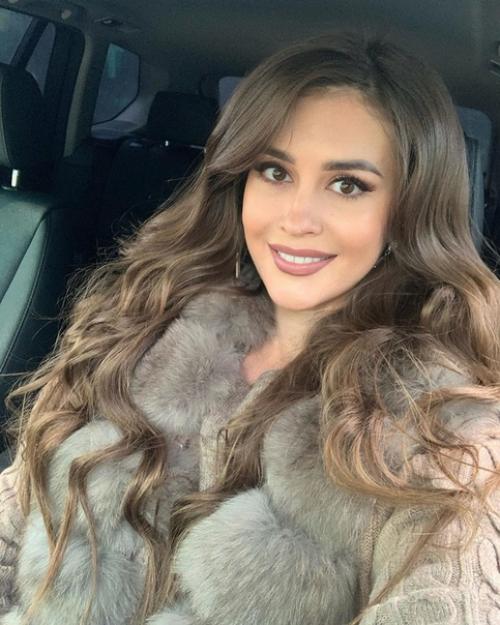 Скорее всего вы не знали, но это родная сестра Ольги Бузовой. 02