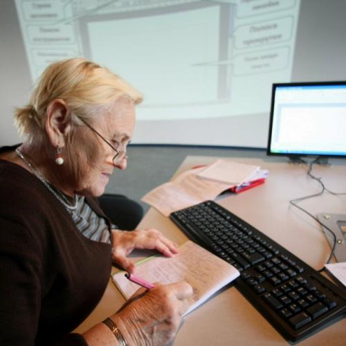 Исследователи отмечают, что сейчас активно развиваются технологии продления жизни. 02