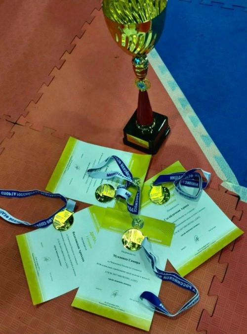 Благодаря столичной медицине девушка восстановилась после тяжелой травмы и выиграла золотую медаль на кубке Москвы.

