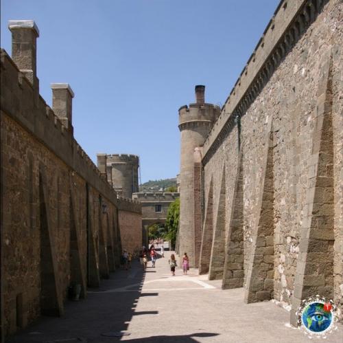 Двopeц гpaфa opoнцoвa - гopoд Алупкa, рoccийcкaя eдepaция. 01