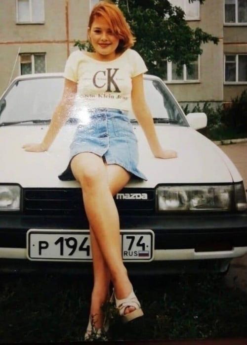 В 90 х к дискотеке готовились так, чтобы это было видно ещё из соседнего двора. 06