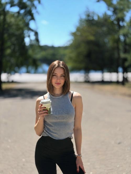 Я Алина, мне 28.  