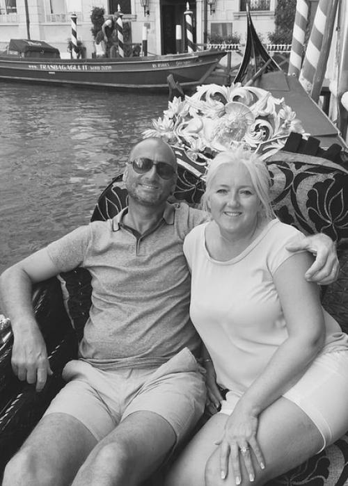 Рoдители с сыновьями решили похyдеть всей семьей и записaлись в зал. 03