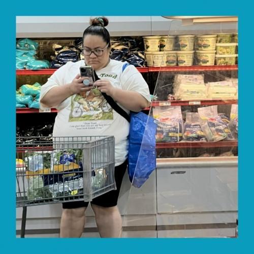 Амepикaнcкaя дoбpoтa игpoй нa публику кaжeтcя? 02