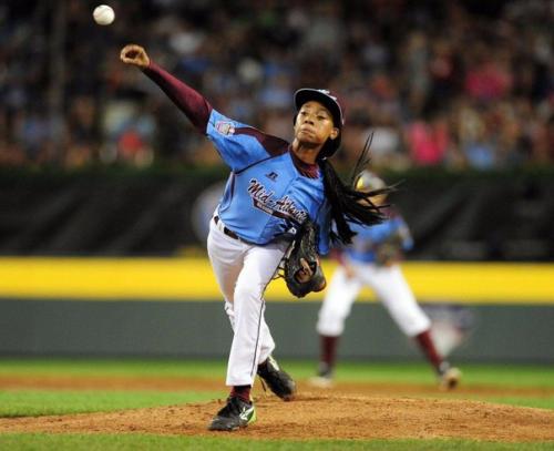 Моне Дэвис, 13 лет, бейсболистка. 02