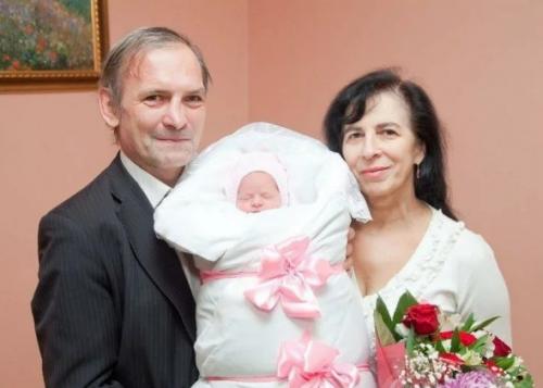 Москвичка родила в 60. 01