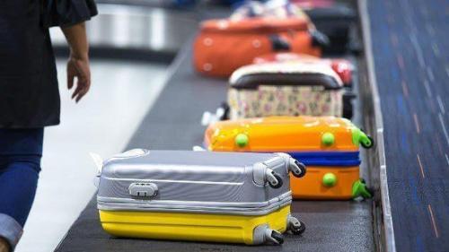 В случае если в течение трёх месяцев потерянный багаж остаётся не востребованным, компания Lufthansa, не раскрывая, продаёт его с аукциона.  