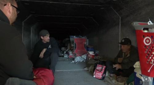 По ту сторону Лас-вегаса: в подземельях знаменитого своей роскошью города скрываются сотни людей. 01