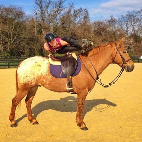 Йога верхом: что получается, когда соединяется страсть к йоге и лошадям. 04