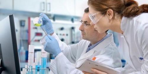 Ученые смогли вырезать ген вич из генома живого организма.