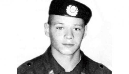 Звезды мужества.  В горящем бэтээре ожил пулемет.