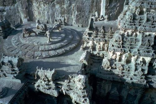 Уникальный храм кайласанатха в Эллоре. 01