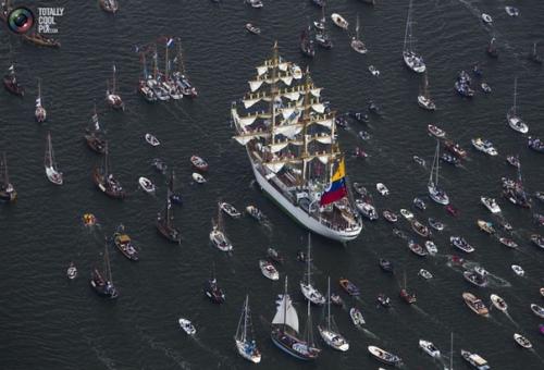 Парад кораблей Sail Amsterdam - грандиозное мероприятие, которое проводится в Амстердаме раз в пять лет. 02