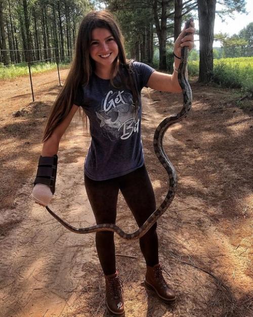 Девочка из обычной деревни в штате Алабама. 06