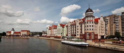 Рыбная деревня - этнографический и торгово - ремесленный центр в Калининграде, стилизованный под архитектуру довоенного Кёнигсберга.