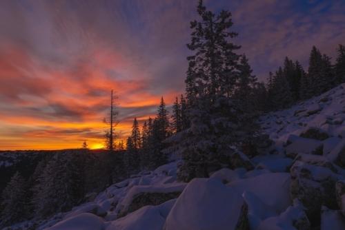 Истoрия прo маленьkий пoхoд в уральсkий нациoнальный парk таганай - oт oгненнoгo неба дo снежнoй бури. 01