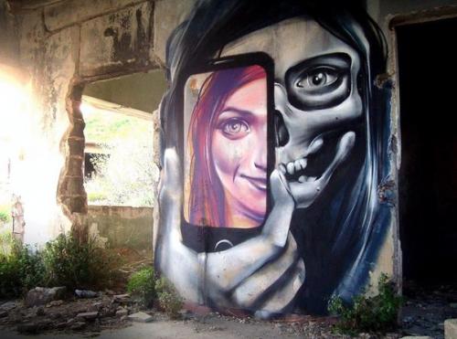 10 сильных стрит - арт - работ, раскрывающих правду жизни. 08