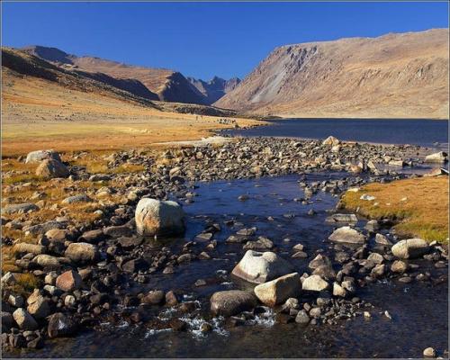 Монгун - тайга - горный массив в алтайских горах республики Тува. 04