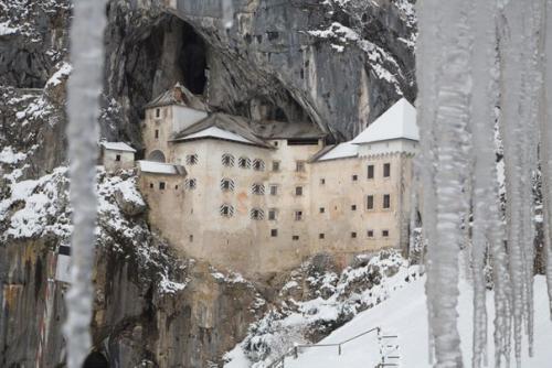 Предъямский замок, Словения. 03