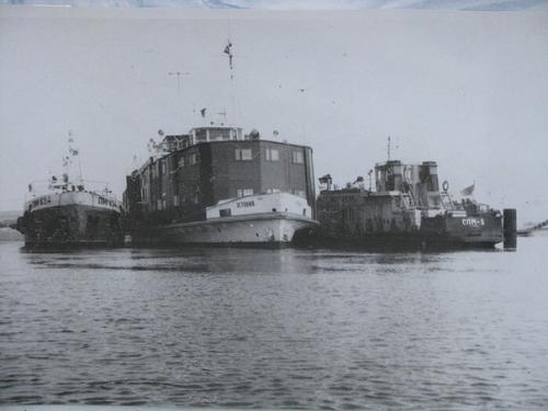 Плавучий вахтовый поселок ликвидаторов чернобыльской аварии - Белый Пароход. 03 Плавучий вахтовый поселок ликвидаторов чернобыльской аварии - Белый Пароход. 03