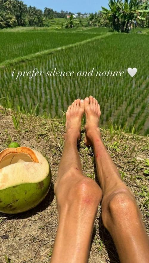 Скончалась женщина, которая ела одни фрукты: на момент смерти ее вес составлял менее 23 кг. 02