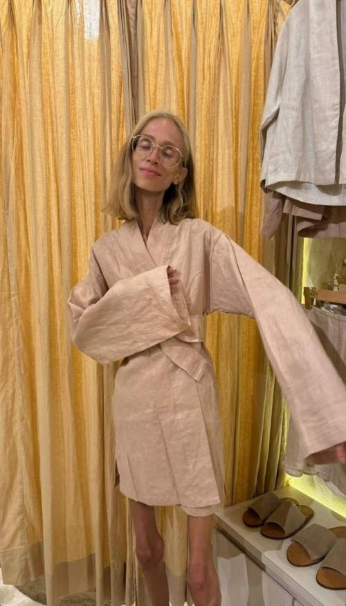 Скончалась женщина, которая ела одни фрукты: на момент смерти ее вес составлял менее 23 кг. 03