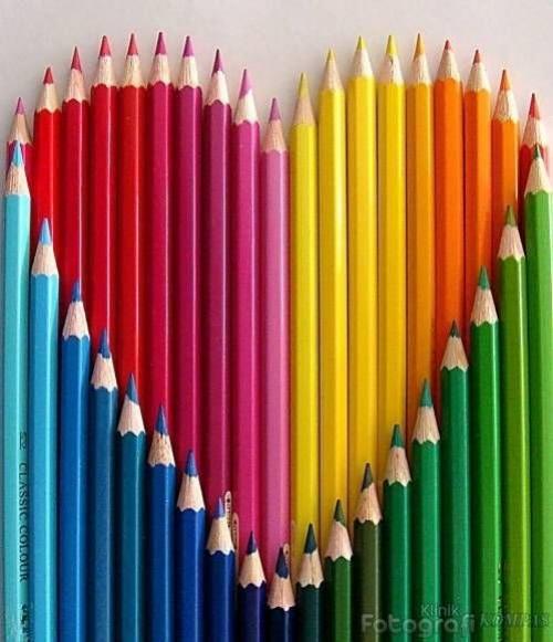 Как полезно и творчески провести день без интернета, но с карандашом и бумагой.