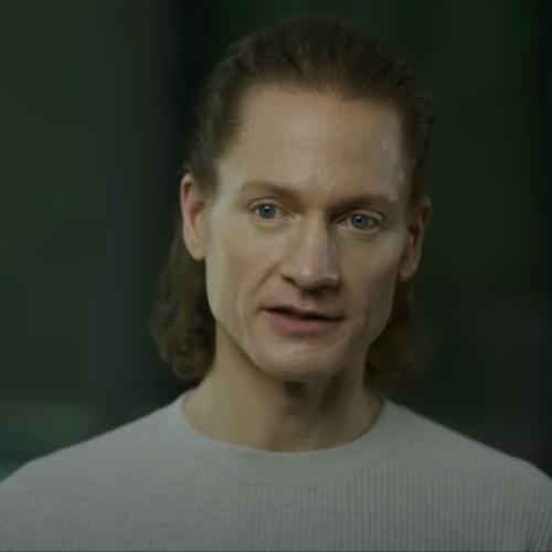 Брайан Джонсон, известный своими радикальными экспериментами над собственным телом, уверен, что путь к бессмертию уже почти пройден. 01