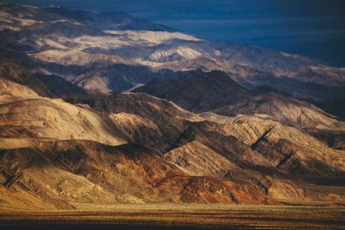 Джастина джинжук - польская путешественница, которая прославилась фотоотчетами из автомобильных странствий по всему миру.