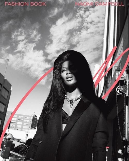 Шер, Ким кардашьян и Наоми Кэмпбелл приняли участие в черно-белой фотосессии в стиле 1960-х годов в образах байкерш. 04