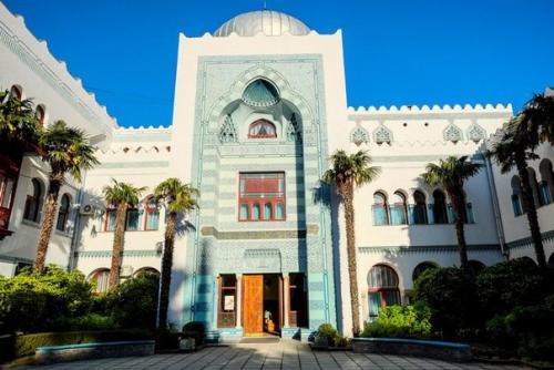 Дворец дюльбер в Крыму - частичка Востока на крымской земле.