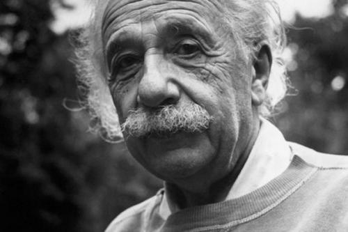 В 1952 году после смерти первого президента израиля этот пост был предложен Альберту Эйнштейну.