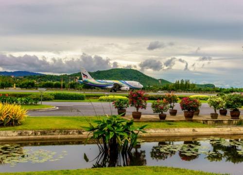 Аэропорт с бесплатной едой! 
