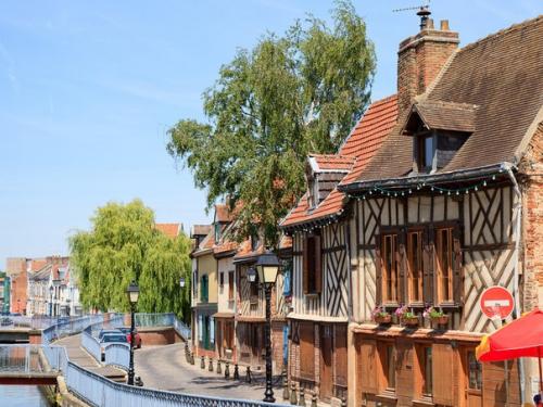 Очарование небольших французских населенных пунктов. 01