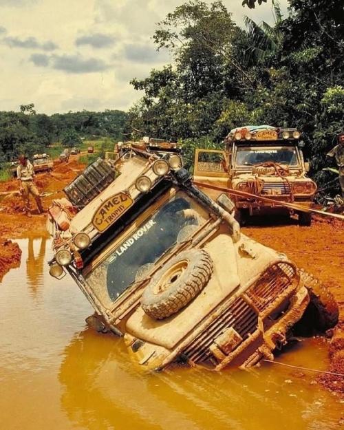 Camel Trophy (1980-2000 гг. ).  Легендарное соревнование на выносливость, часто называемое олимпиадой 4x4. 08