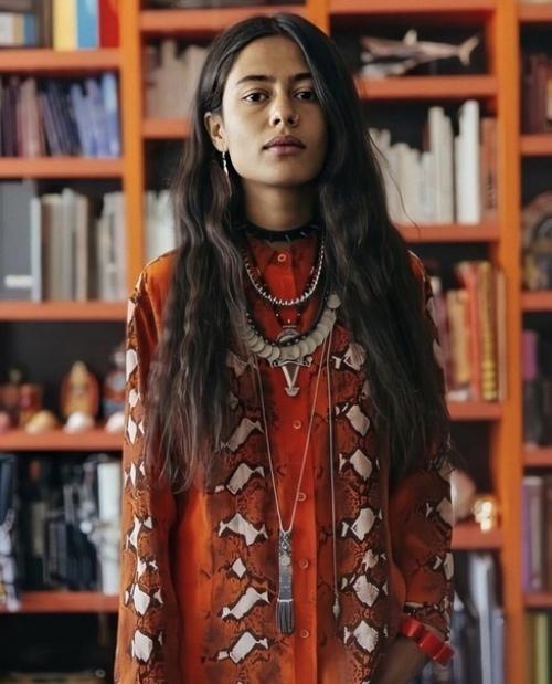 Шикарные представительницы коренного населения Америки. 02