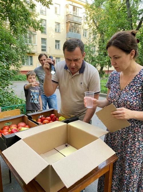 Смертельно опасных пауков - каракуртов начали находить в российских регионах, где раньше они практически не встречались. 01