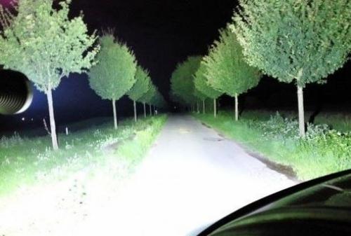 Энтузиаст из Германии создал самый мощный в мире светодиодный фонарь со световым потоком в 18000 люмен. 07