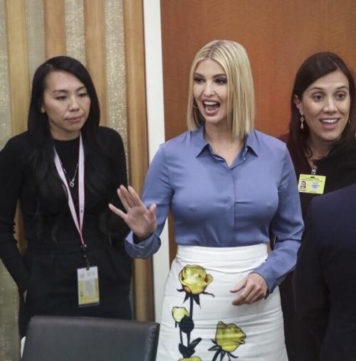 Фото дочери Донaльда трампа - Иванки на генacсамблeе оон. 01