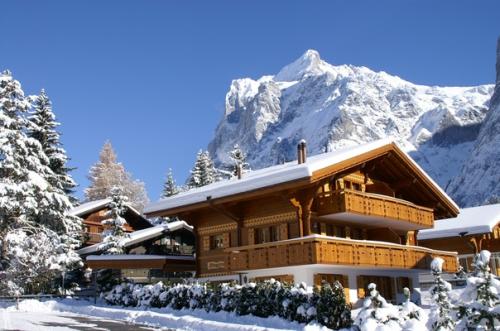 Головокружительные пейзажи, чистый воздух, уютные шале горнолыжного курорта гриндельвальд круглый год манят туристов из разных уголков мира. 03