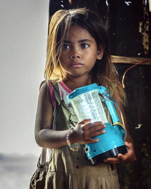 Посмотрите, как выглядят дети в разных странах мира. 06