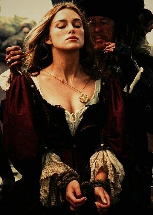 Пиратский макияж: секрет декольте Элизабет суонн. 02